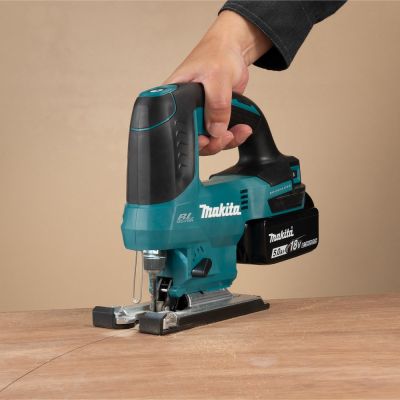 13. Wyrzynarka aku 18V DJV184Z MAKITA