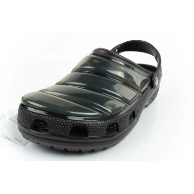 11. Klapki Crocs Classic Clog 206624-001