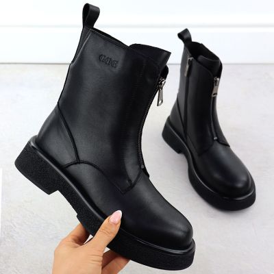 2. Skórzane botki damskie workery czarne Goe SS2N4145