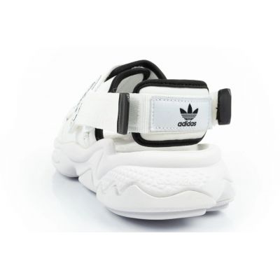 15. Buty adidas Ozweego Sandal W H67276