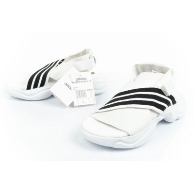 19. Sandały adidas Magmur Sandal W EF5848