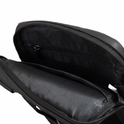 3. Torba na ramię męska listonoszka Aeronautica Militare Fly Camo Black - AM-361