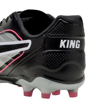 9. Buty piłkarskie Puma King Pro FG/AG 108308 02