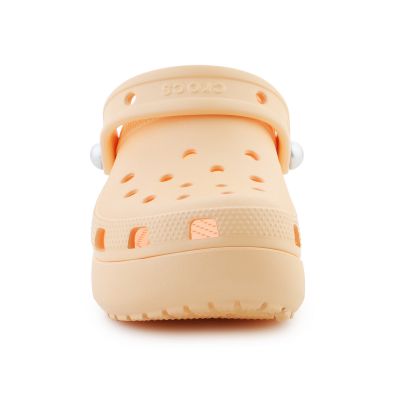 2. Klapki Crocs Classic Platform Pearl Clog W 211231-78Z
