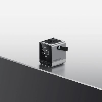 11. Powerbank Cuktech 300W 40000mAh z ładowaniem bezprzewodowym 2x USB-C + 2x USB-A - czarny