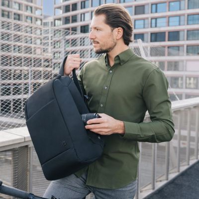 5. ECO BACKPACK MOTION 13-15.6IN/Czarny