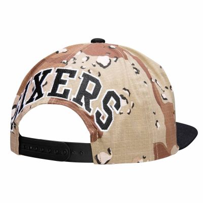 2. Czapka z daszkiem Mitchell & Ness NBA Philadelphia 76ers Choco Camo - HHSS1101-P76YYPPPCAMO
