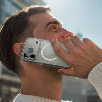 8. Etui AMAZINGTHING Titan Pro na iPhone 17 Pro Max kompatybilne z MagSafe - przezroczyste
