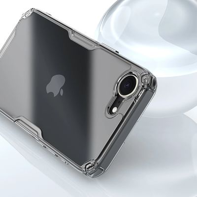 7. Etui Nillkin Nature Pro na iPhone 16e / 17e - przezroczyste