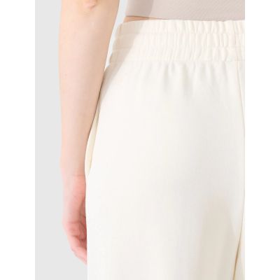 5. Spodnie dresowe joggery damskie 4F 4FWSS25TTROF0994-11S