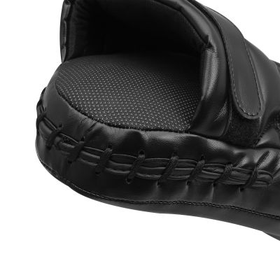12. Łapy trenerskie adidas  Speed Focus ADISBAC01-90100