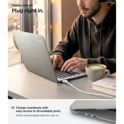 10. Etui Spigen Urban Fit na MacBook Air 13" 2023 / 2024 / 2025 2026 - szare