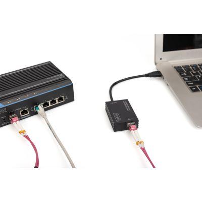 23. Digitus Adapter sieciowy USB 3.0 Gigabit SFP