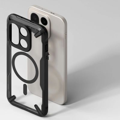 5. Etui Ringke Fusion X Magnetic MagSafe na OnePlus 15 - przezroczysto-czarne