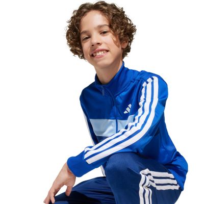 21. Dres adidas Seasonal Essentials Tiberio 3-Stripes Jr JC7518