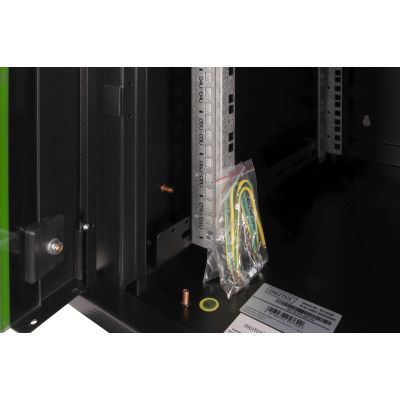 6. Digitus Szafa sieciowa wisząca Unique 19" 7U rack 600x600, drzwi szyba, czarny, niedzielona, złożona, 100kg