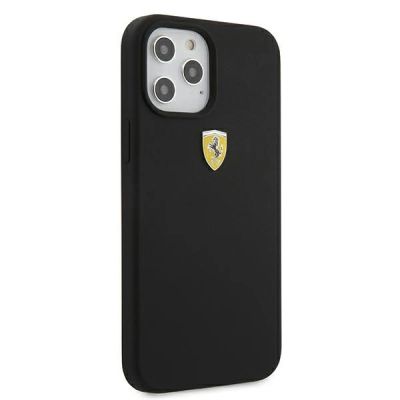 4. Etui Ferrari On Track Silicone na iPhone 12 Pro Max - czarne