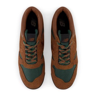 4. Buty New Balance UALGSBG