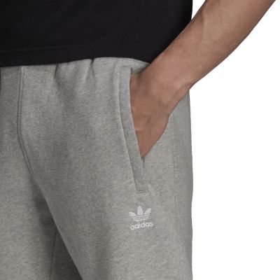 4. Spodnie adidas Essentials M H34659