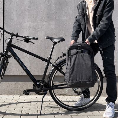 16. Wozinsky torba rowerowa na bagażnik plecak rowerowy ze stelażem 2w1 40l czarny (WBB33BK)