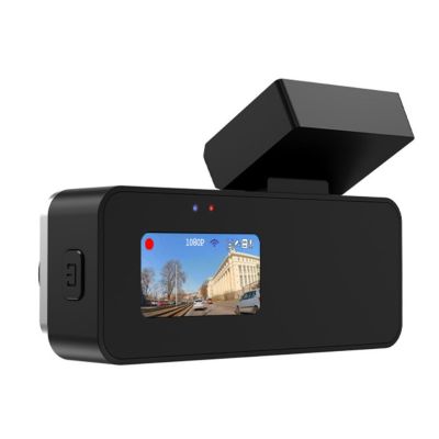 6. NAVITEL R37 wideorejestrator z modułem GPS Jasny, 1,47-calowy ekran IPS wyświetlający obraz w czasie rzeczywistym oraz powiadomienia GPS.