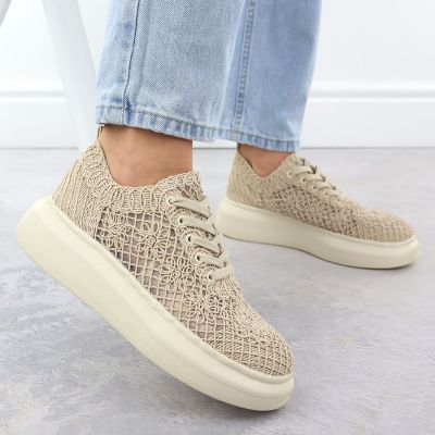 6. Półbuty damskie na platformie koronkowe beżowe Vinceza 17371