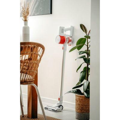 9. Odkurzacz ADLER AD 7051