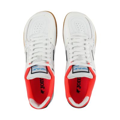 4. Buty piłkarskie Joma Top Flex Foot Shape 2502 Indoor białe FOTOPW2502IN