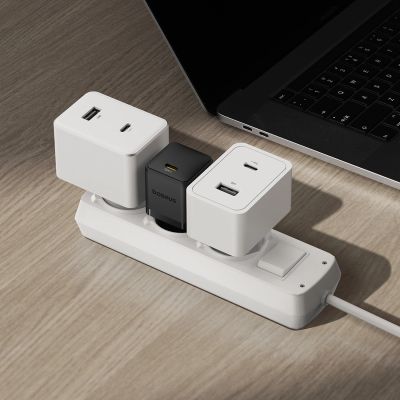 6. Ładowarka sieciowa Baseus Palm 30W USB-C - biała