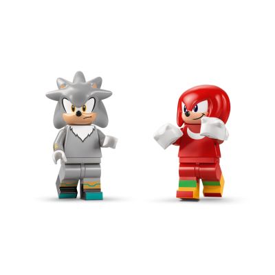 7. LEGO Sonic the Hedgehog 77118 - Silver w samochodzie kontra Knuckles w monster trucku