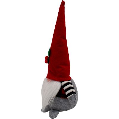 7. SKRZAT GNOM DEKORACYJNY 30CM Z JARZĘBINĄ BOY