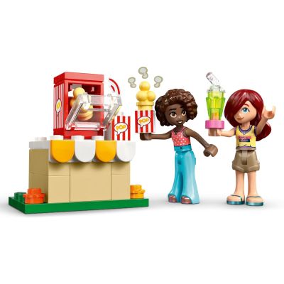 5. LEGO Friends 42642 Maraton filmowy przyjaciółek