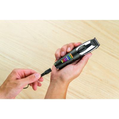 9. Trymer do brody WAHL Color Trim Beard 09893.0443