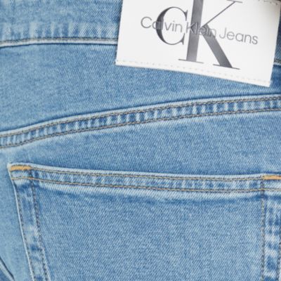 15. Jeansy Calvin Klein Jeans Slim Taper M J30J323690