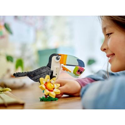 7. LEGO Creator 3w1 31173 - Dzikie zwierzęta: Tropikalny tukan