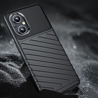 5. Thunder Case elastyczne pancerne etui pokrowiec OnePlus Nord N20 5G czarny