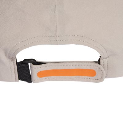 6. Czapka z daszkiem adidas RunxUB23 Cap HR7059
