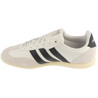 2. adidas Barreda Lo JR4618 Białe 41 1/3