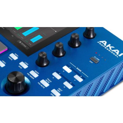 2. AKAI MPC ONE GEN2 - Stacja robocza