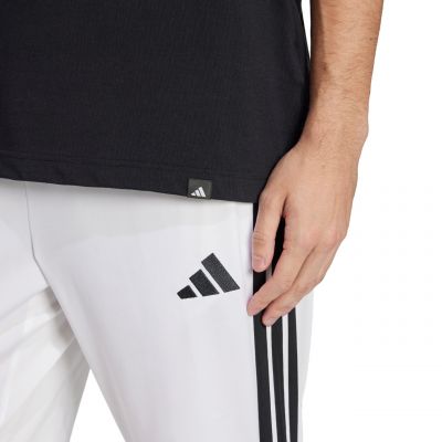 5. Koszulka adidas Tech Outline Graphic M JJ3866