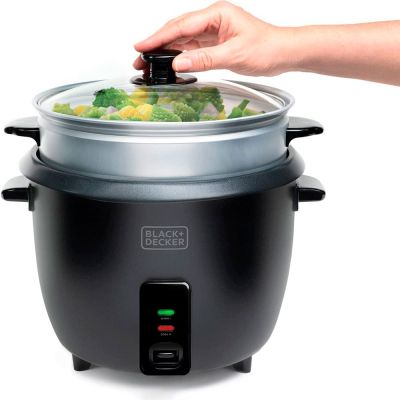 3. Ryżowar Black+Decker BXRC1800E