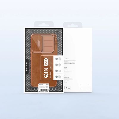 5. Nillkin Qin Leather Pro Case etui do Samsung Galaxy S22+ (S22 Plus) osłona na aparat kabura pokrowiec obudowa z klapką brązowy