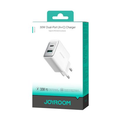 7. Ładowarka Joyroom JR-TCF15 sieciowa USB-C / USB-A 30W - biała