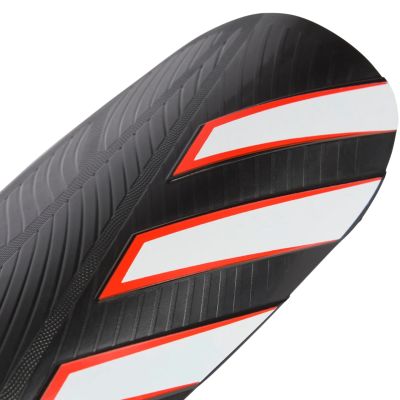 5. Ochraniacze piłkarskie adidas Tiro EU Club czarne KA7843