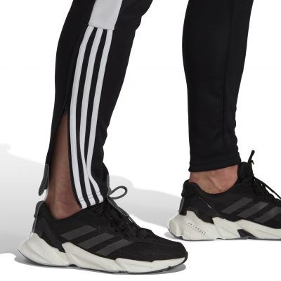 5. Spodnie adidas Tiro Essentials M H59990