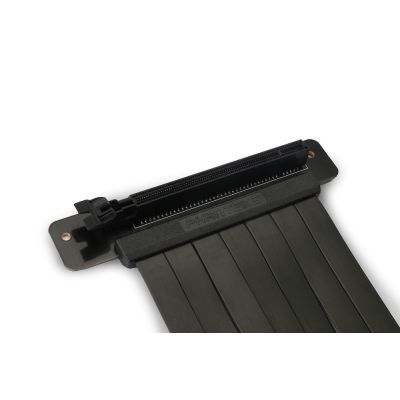 2. Taśma Phanteks PH-CBRS_PR22 (PCI-E x16 M - PCI-E x16 F; 0 22m; kolor czarny)