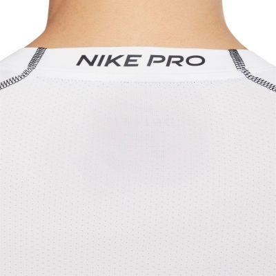 3. Koszulka termiczna Nike Compression M DD1990-100