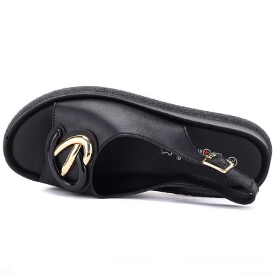 3. Skórzane sandały damskie na platformie czarne S.Barski 61-6047