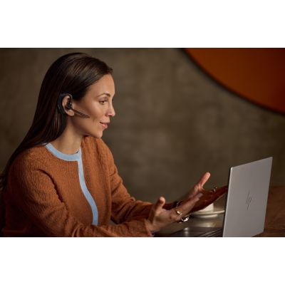 8. Zestaw słuchawkowy HP Poly Voyager Legend 50