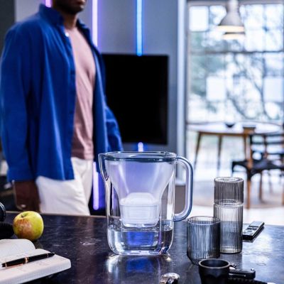 5. Dzbanek Brita Essential XL+3 wkłady ciemnoniebieski